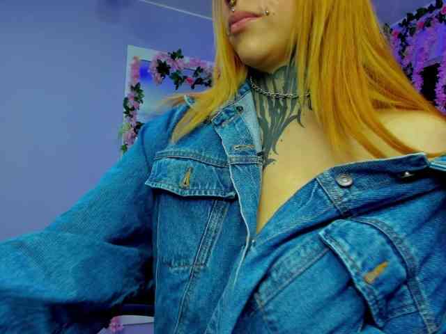 AnalHade webcam