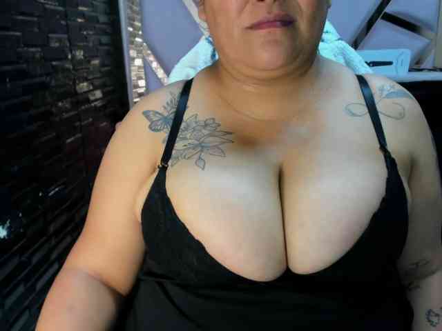 RachelleWoods69 webcam