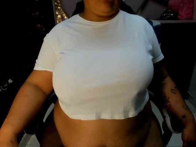 RachelleWoods69 webcam