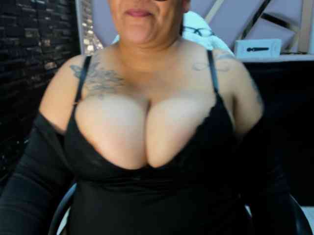 RachelleWoods69 webcam