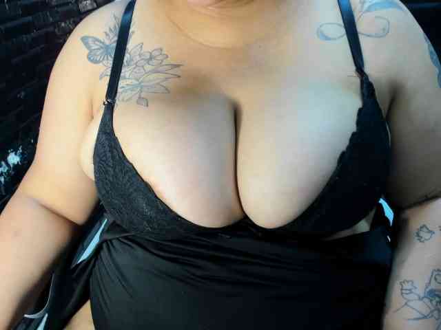 RachelleWoods69 webcam