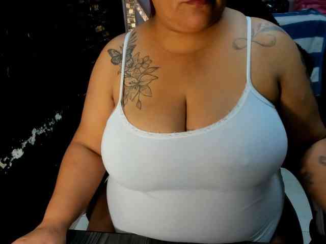 RachelleWoods69 webcam