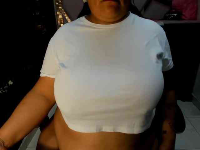 RachelleWoods69 webcam