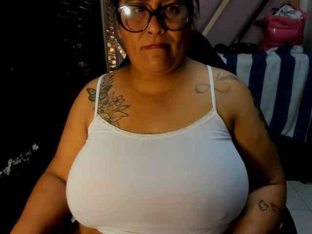 RachelleWoods69 webcam