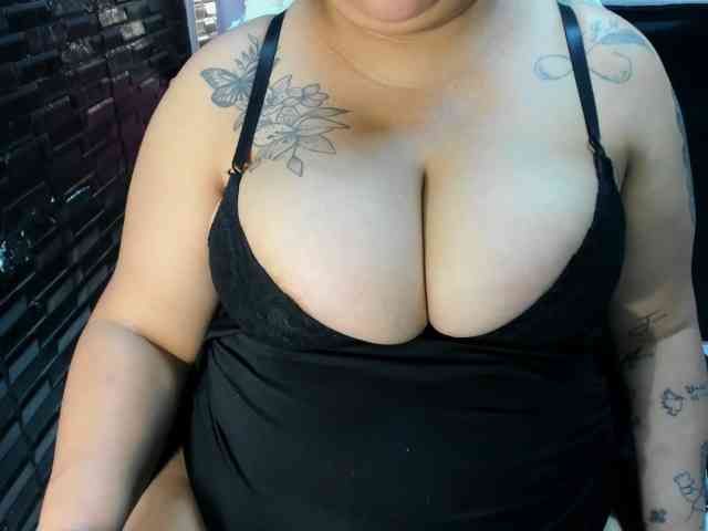 RachelleWoods69 webcam