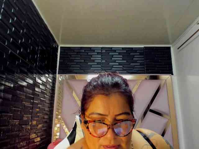 RachelleWoods69 webcam