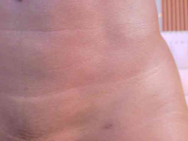 naughtyebonyy webcam