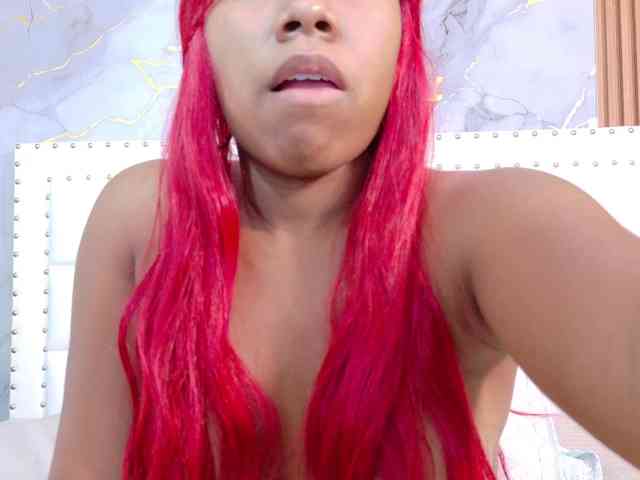 naughtyebonyy webcam