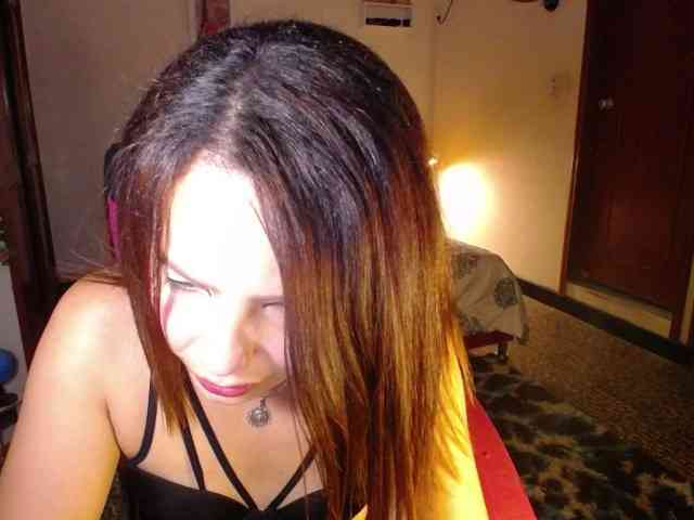 danielle-rose webcam