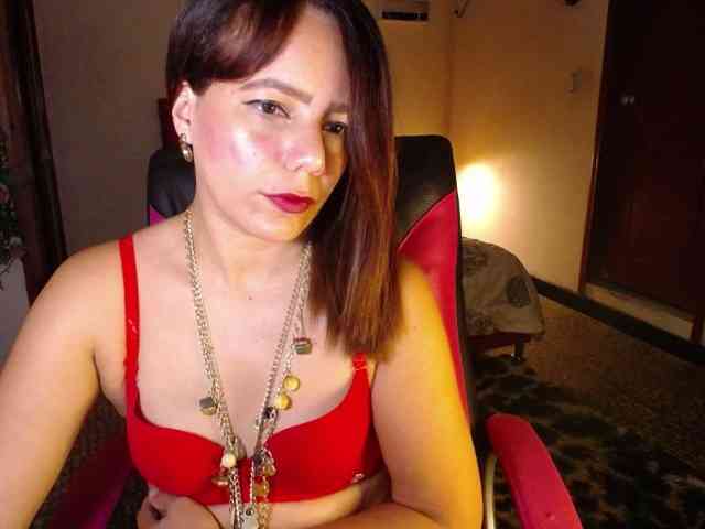 danielle-rose webcam