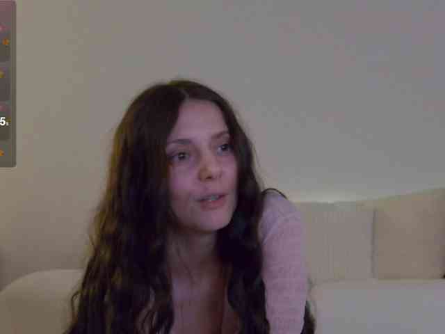 LilyRoselyn webcam