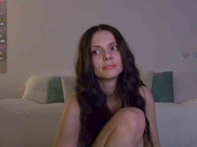LilyRoselyn webcam