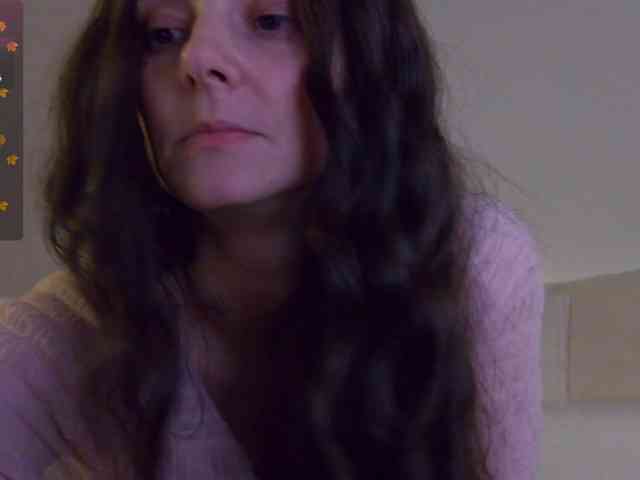 LilyRoselyn webcam