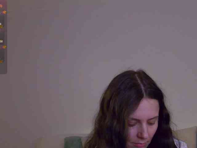LilyRoselyn webcam