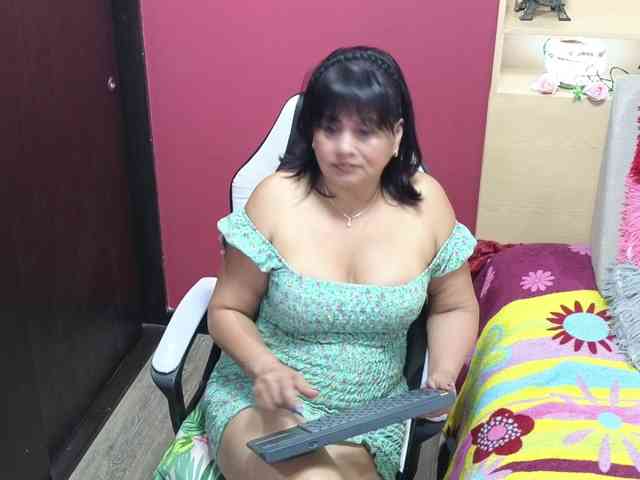 Kaily-jonness webcam