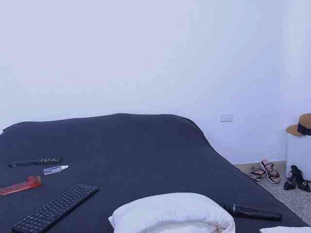 AndreaBigboobs webcam