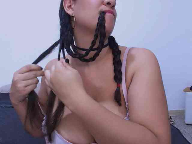 AndreaBigboobs webcam