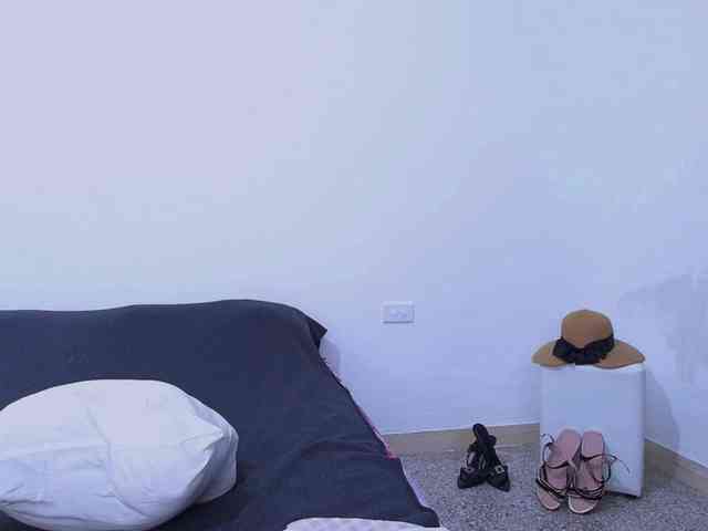 AndreaBigboobs webcam