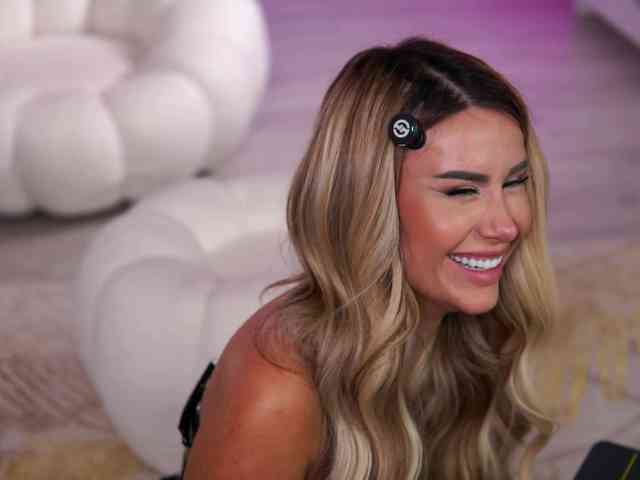 EvaZane webcam