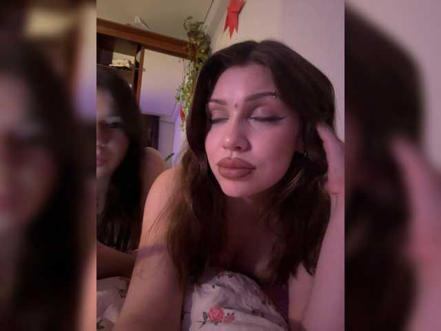 Entra en el chat con el modelo Fakafakafck Fakafakafck