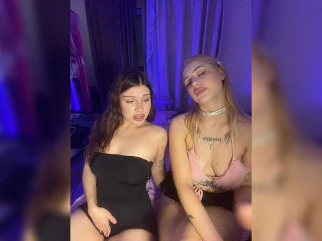 Entra en el chat con el modelo Fakafakafck Fakafakafck