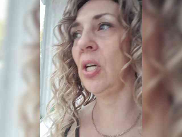 mery8poppins webcam