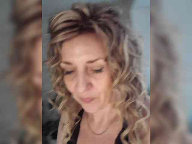 mery8poppins webcam