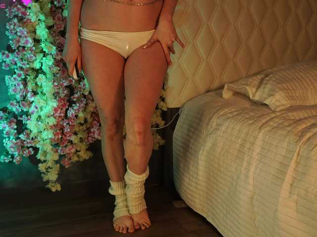 Entra en el chat con el modelo Koketka Koketka