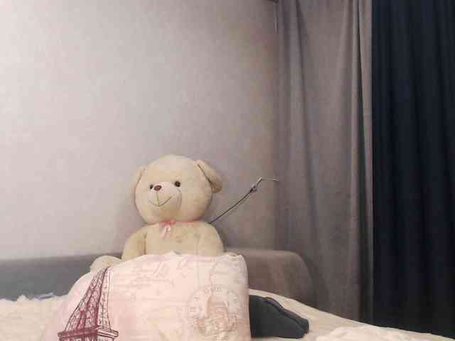 YourBarbiee webcam
