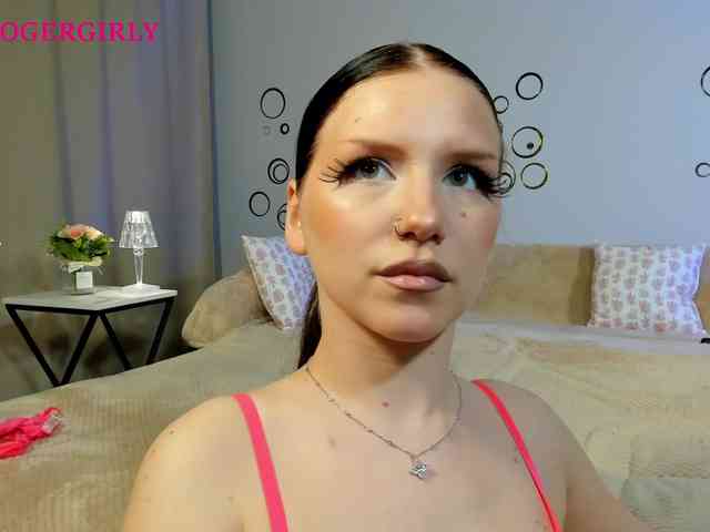 its_nicki_m webcam