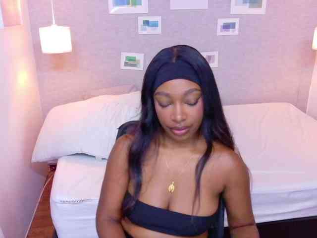 shamira-moore webcam
