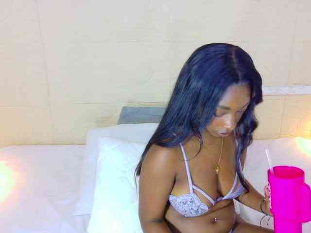 shamira-moore webcam