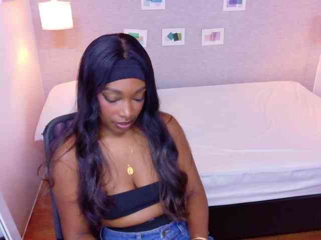 shamira-moore webcam