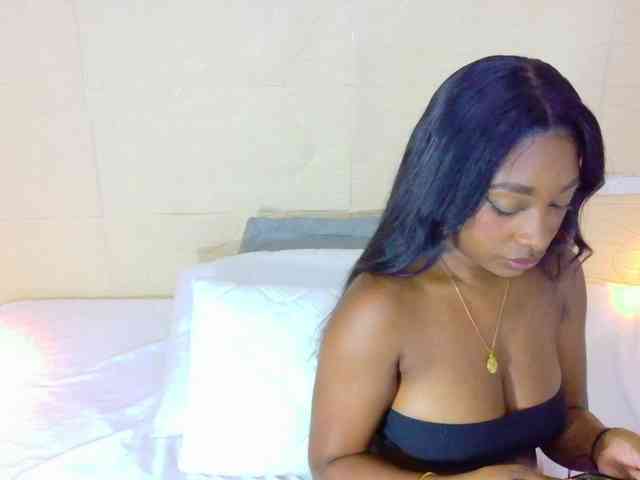 shamira-moore webcam