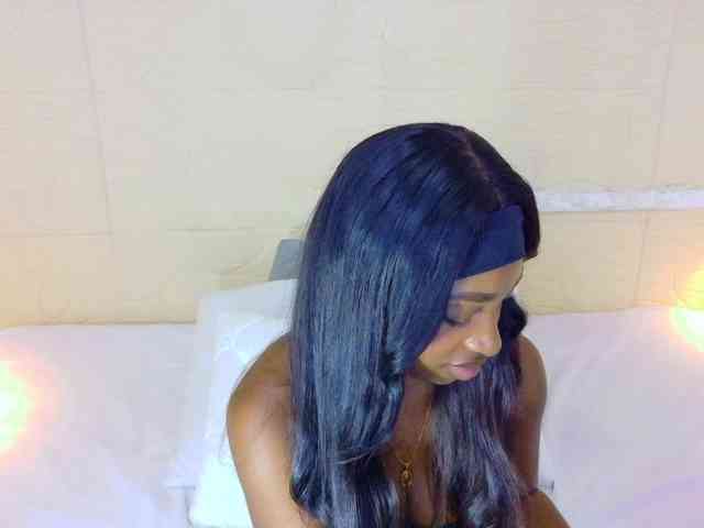 shamira-moore webcam