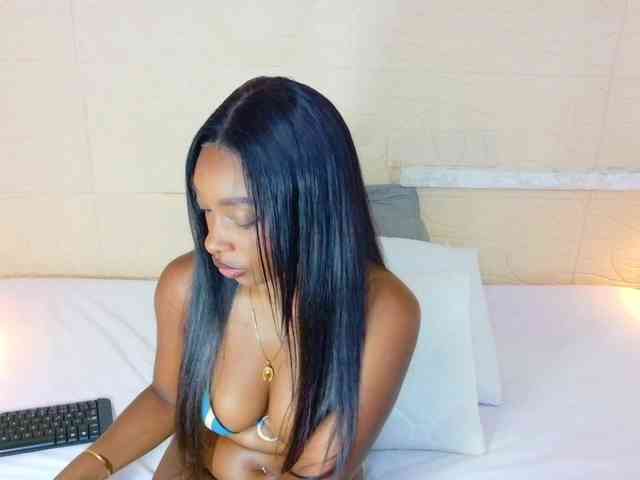 shamira-moore webcam