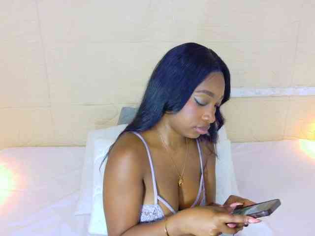 shamira-moore webcam