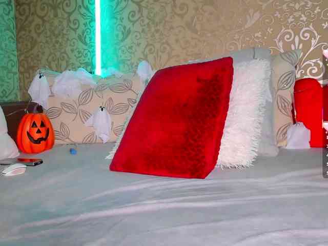 DanaKareninaxxx webcam