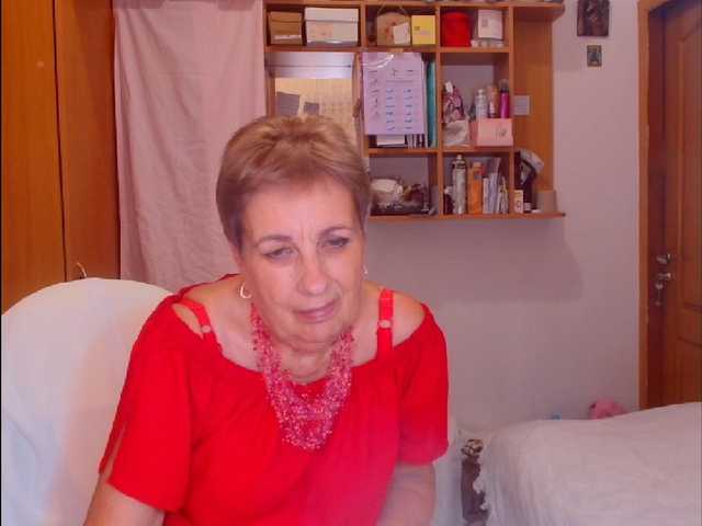 Victoria5643 webcam