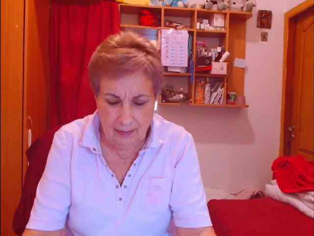Victoria5643 webcam