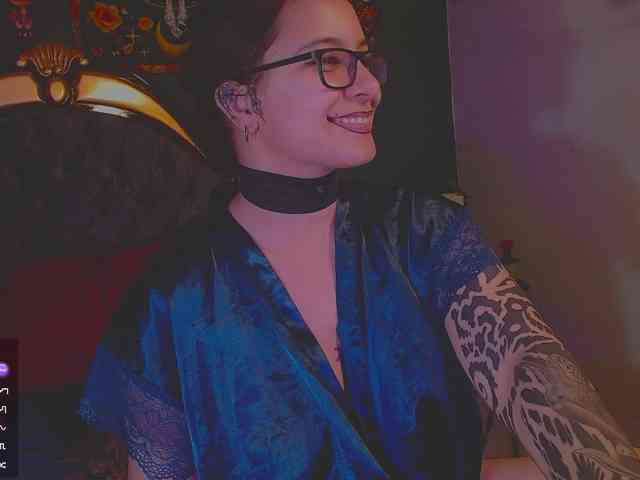 Lilith_mystic webcam