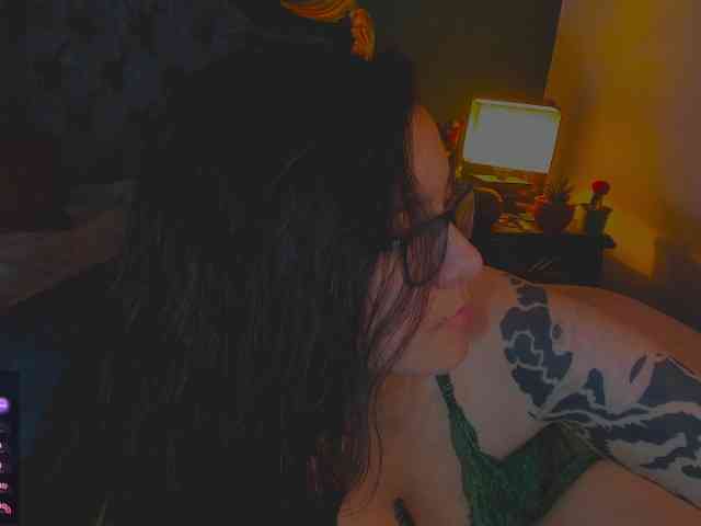 Lilith_mystic webcam