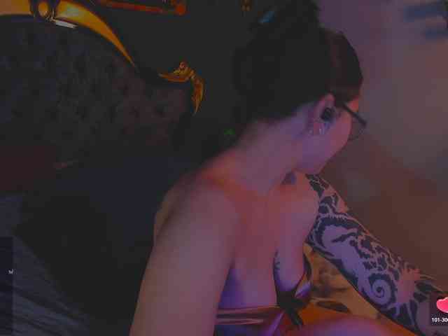 Lilith_mystic webcam