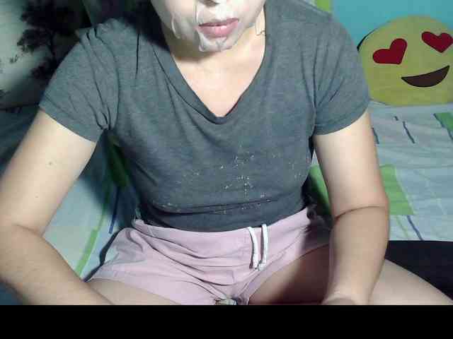 LizBeth23 webcam