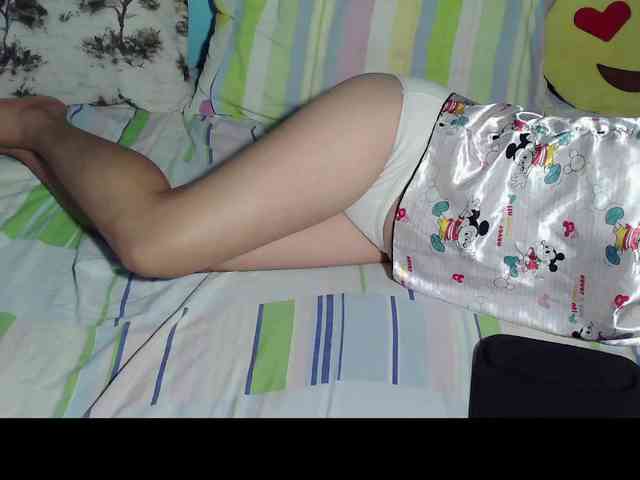 LizBeth23 webcam
