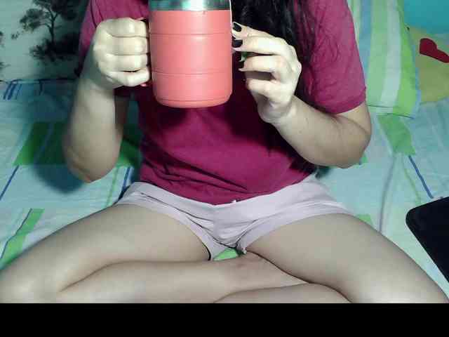 LizBeth23 webcam