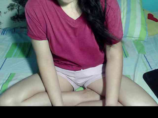 LizBeth23 webcam
