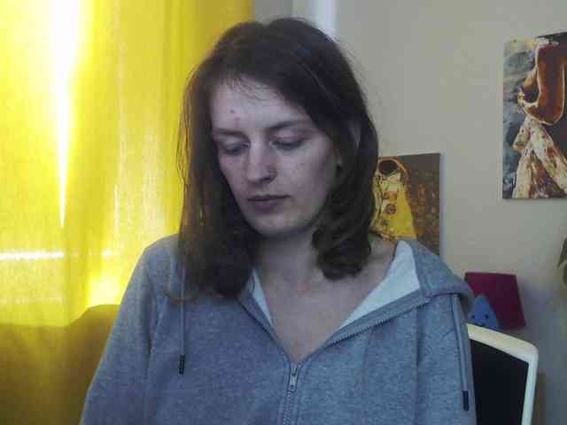 NadineGold webcam