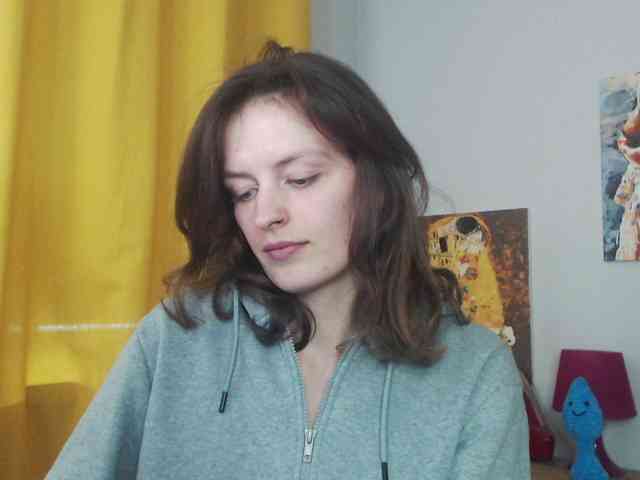 NadineGold webcam