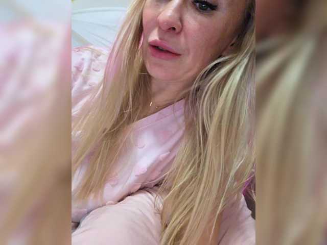 Blondi_Love sohbetine git Blondi_Love